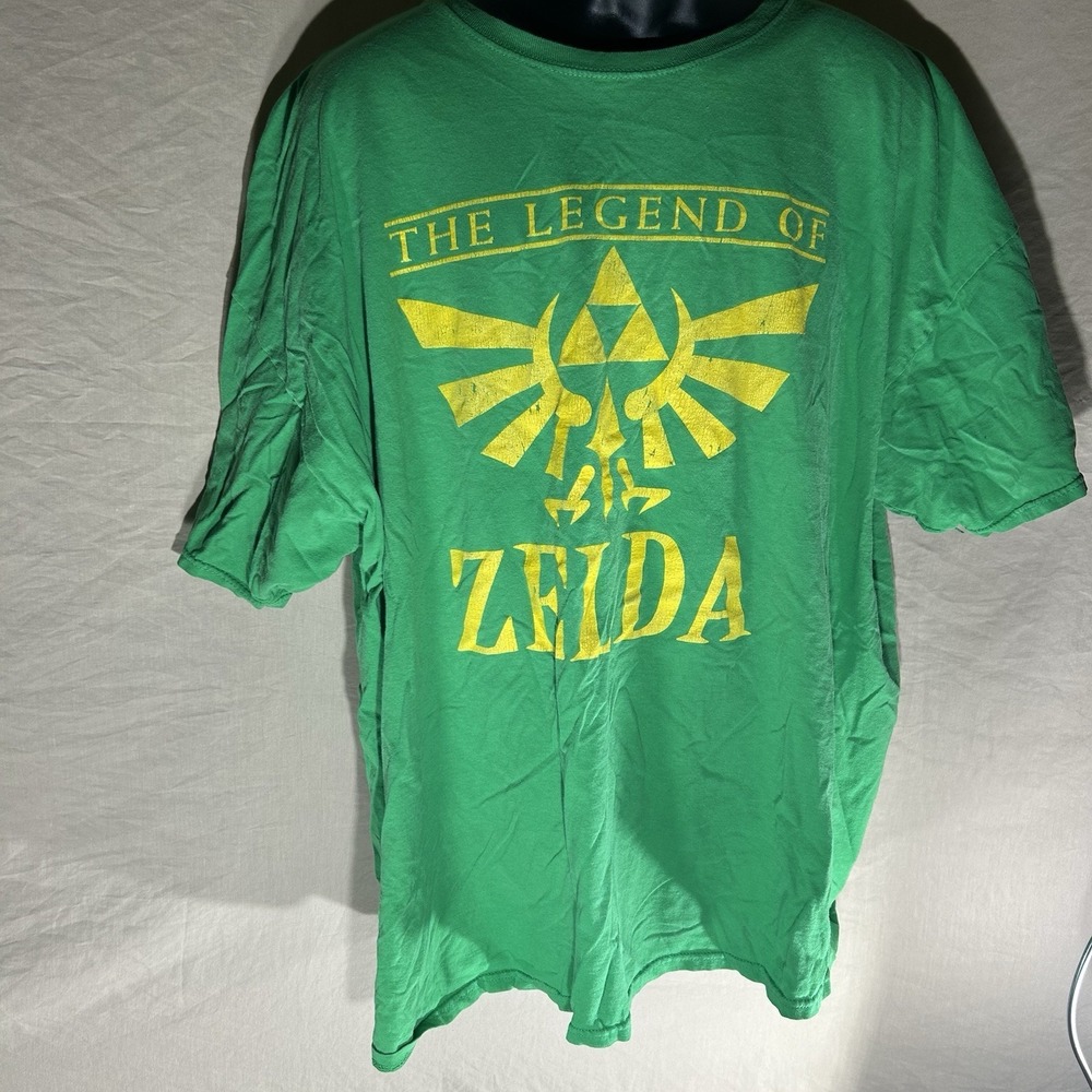 The Legend of Zelda Hylian Crest Triforce Graphic T-Shirt Green Size 3XL